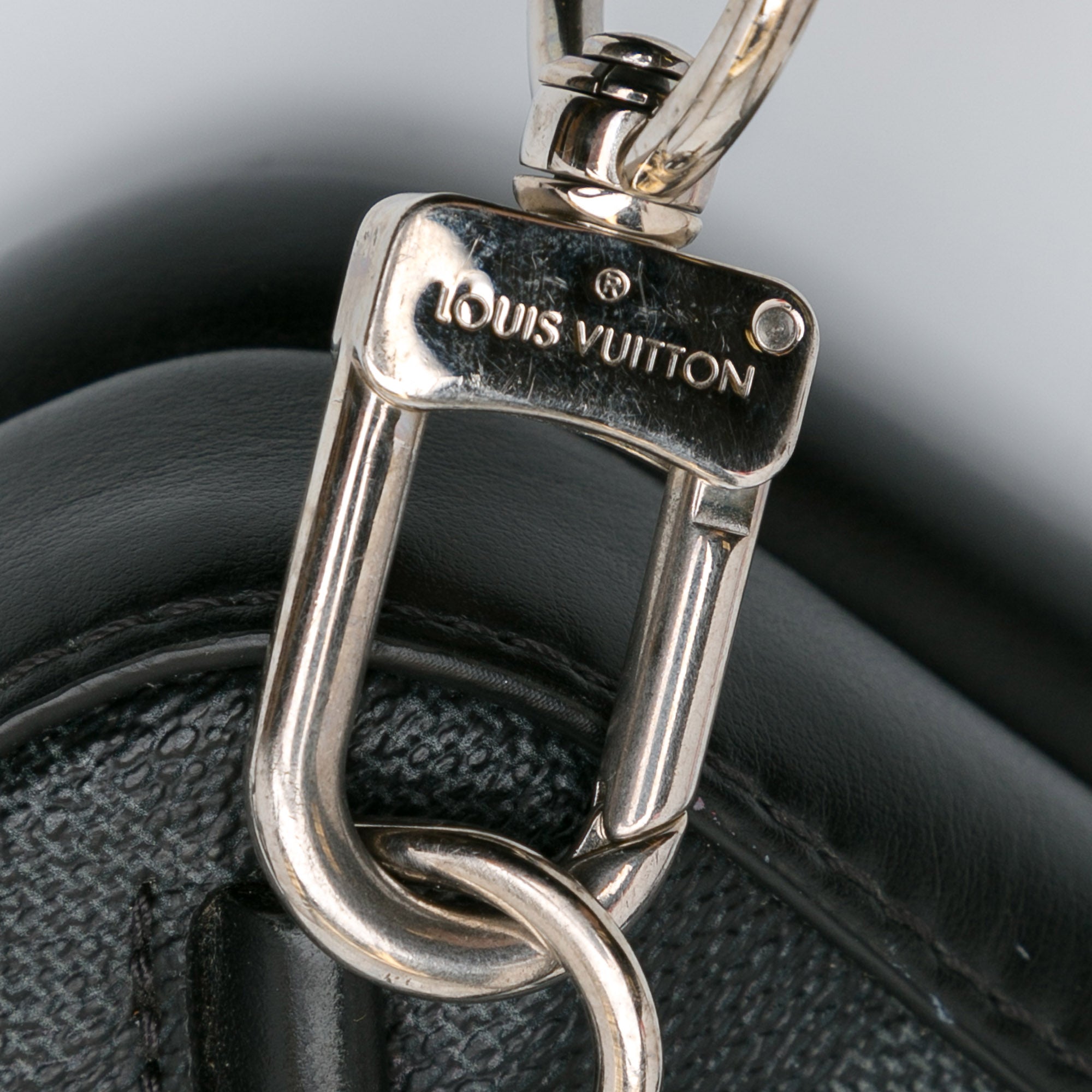 LO-LV bags 4946