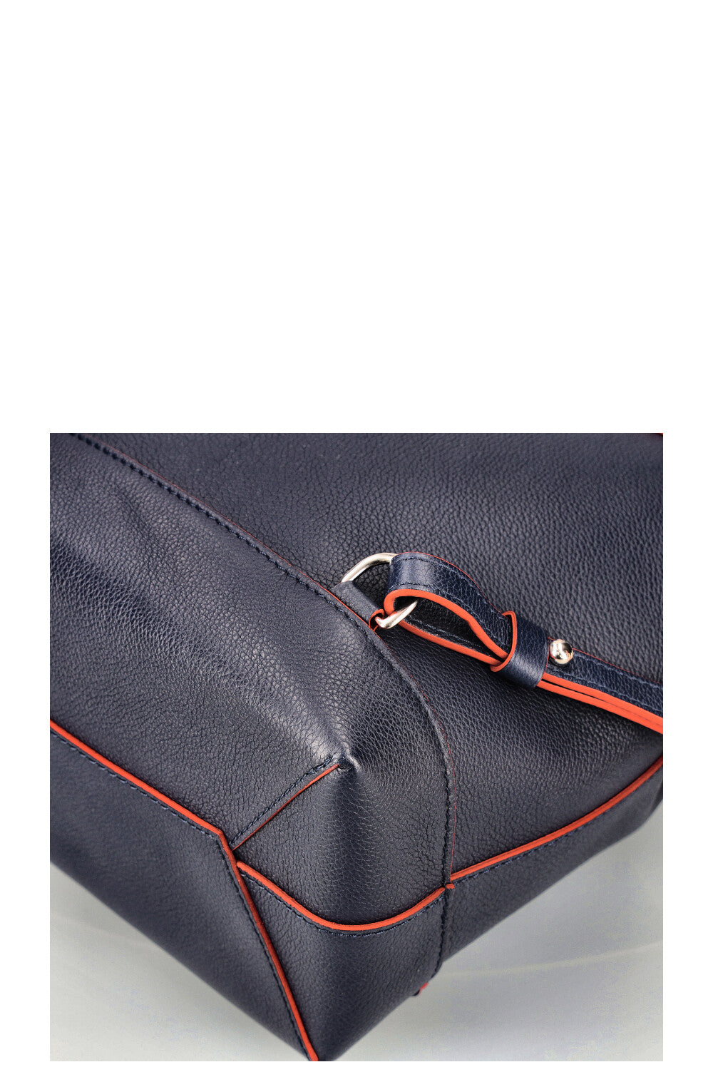 LO-LV bags 6817