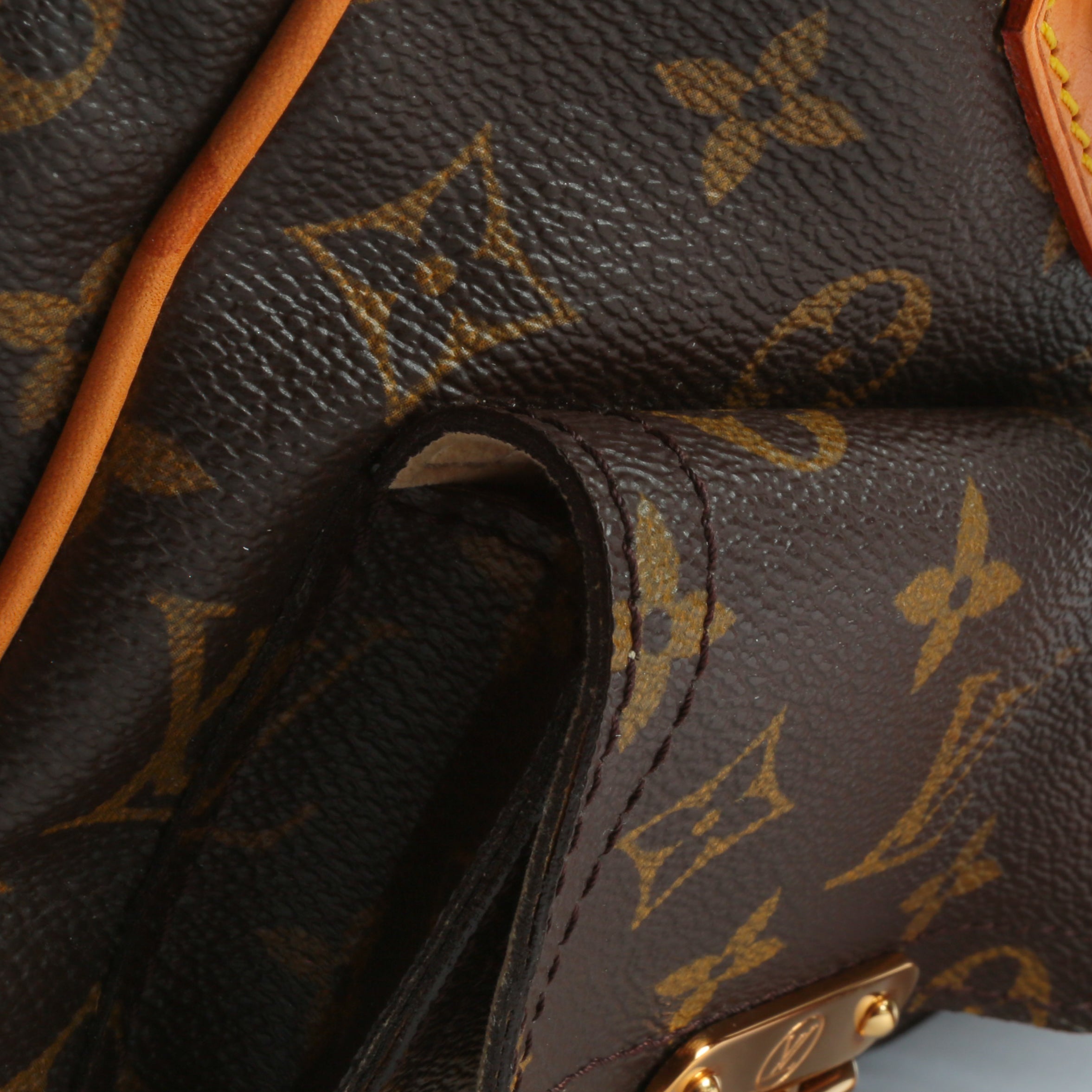 LO-LV bags 8596