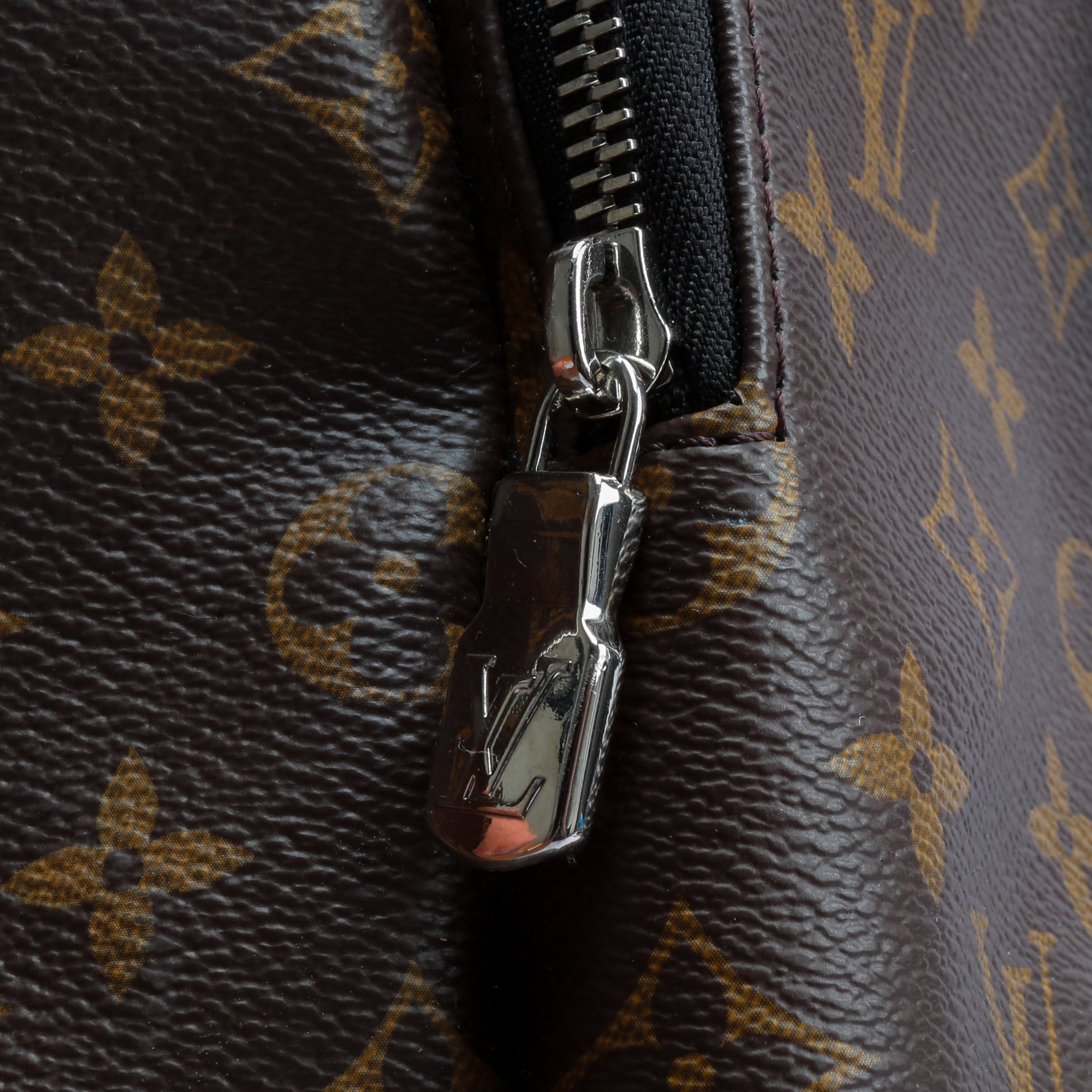 LO-LV bags 11586