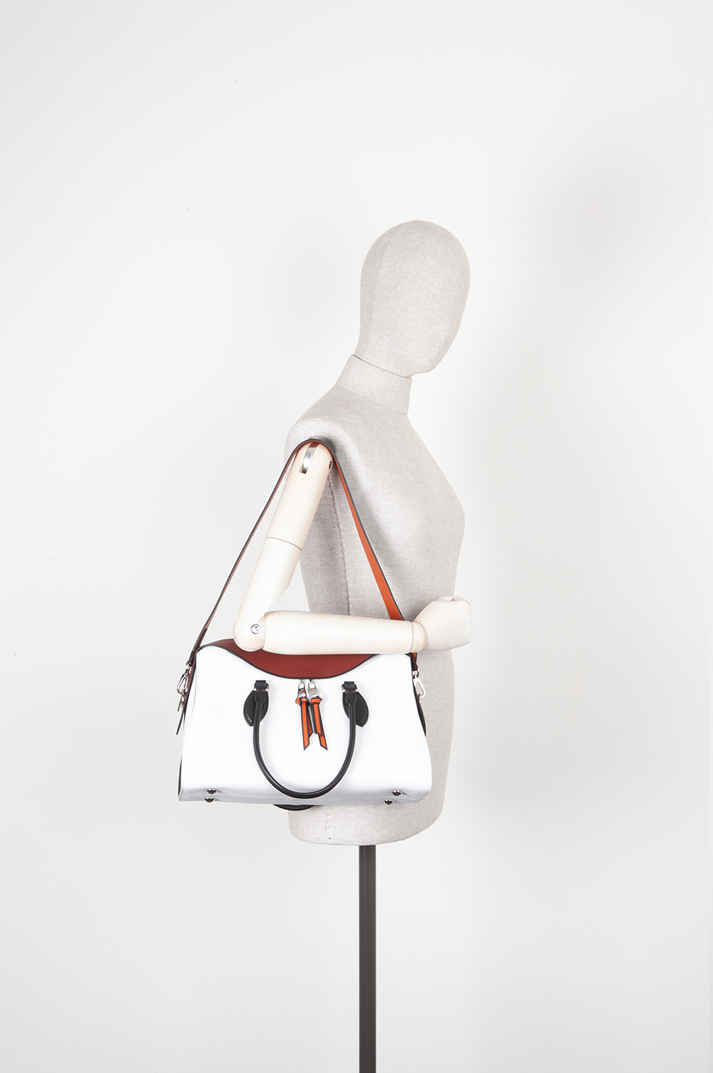 LO-LV bags 2606