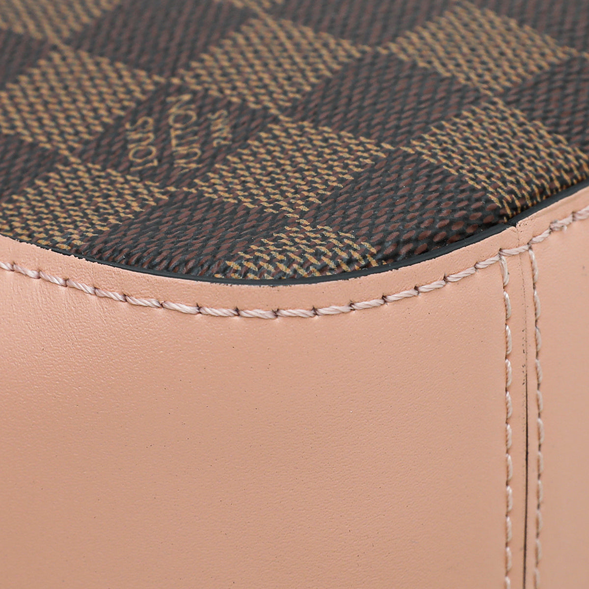 LO-LV bags 2715
