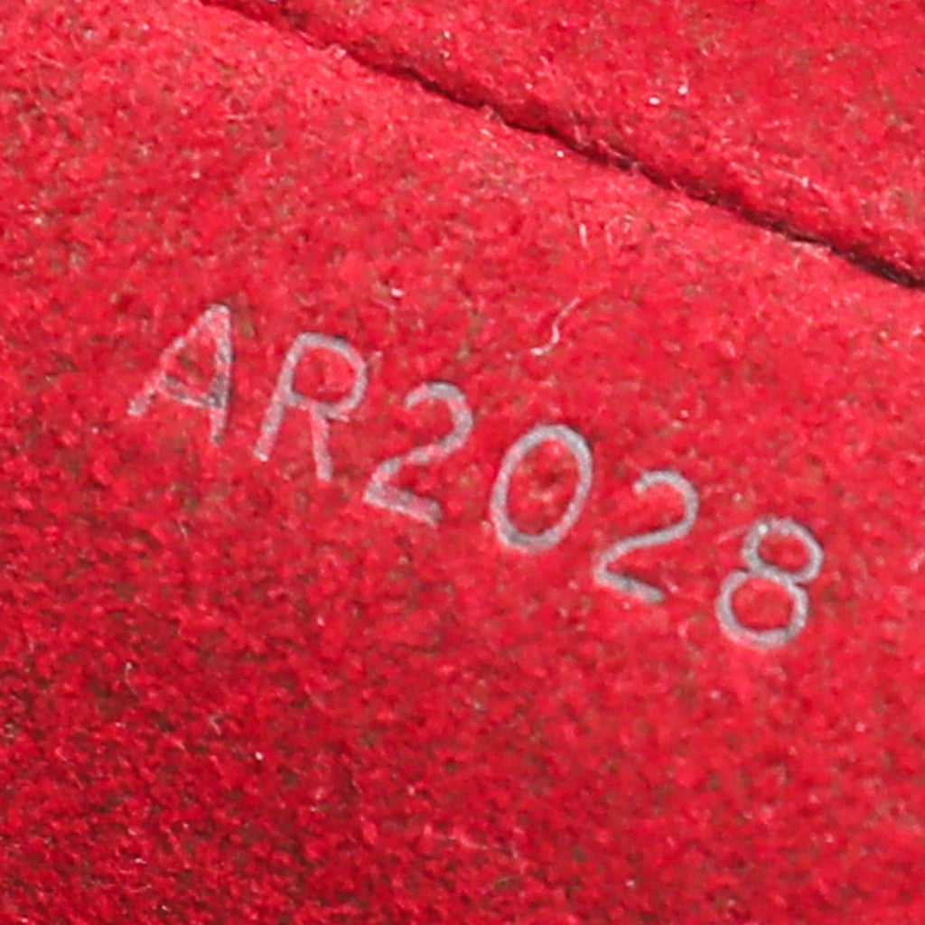 LO-LV bags 2226