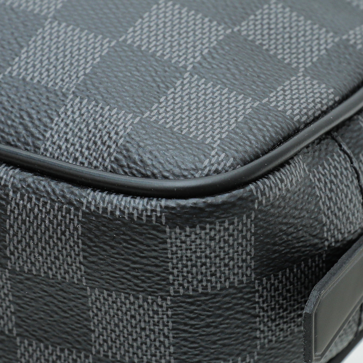 LO-LV bags 2207
