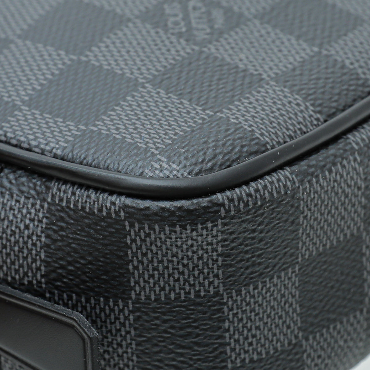 LO-LV bags 2207