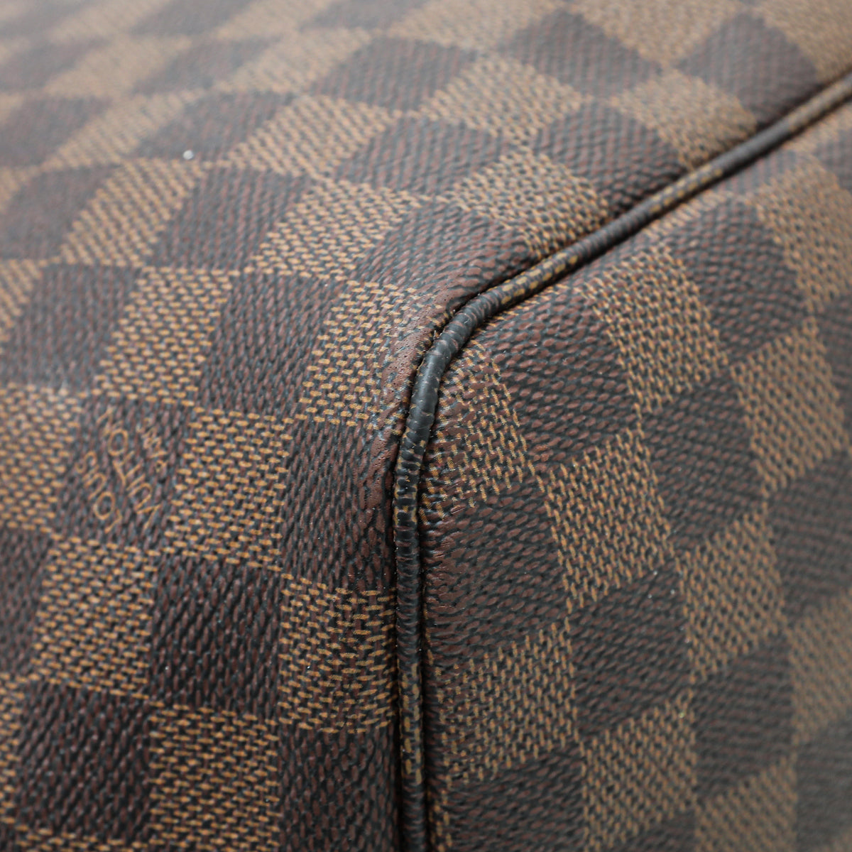LO-LV bags 2212