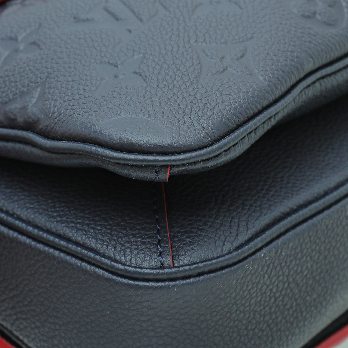 LO-LV bags 5908