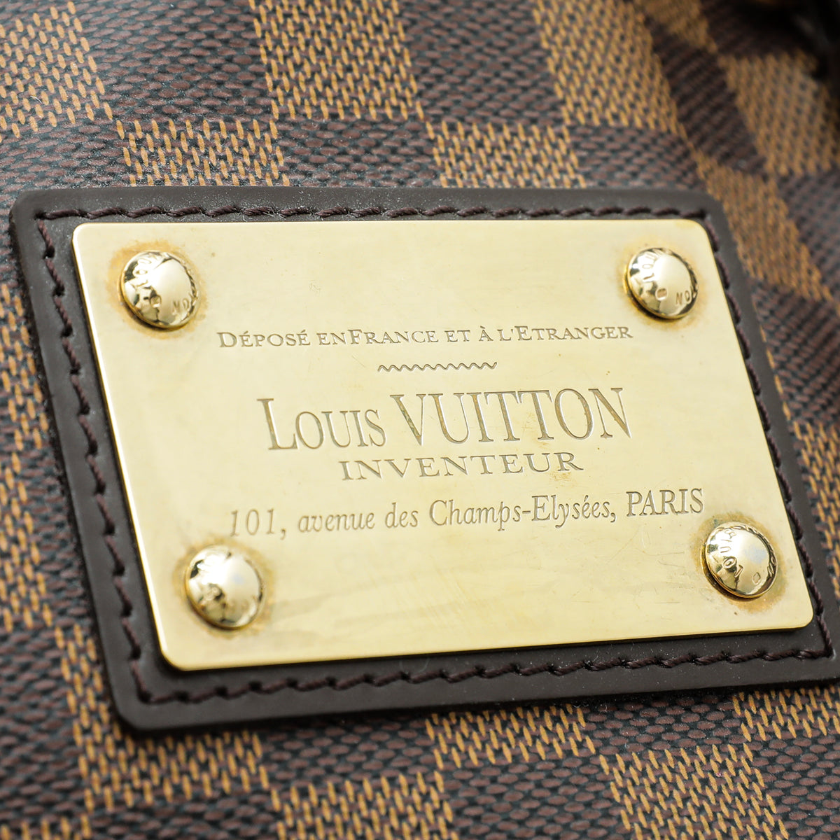 LO-LV bags 2208