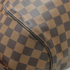 LO-LV bags 2221