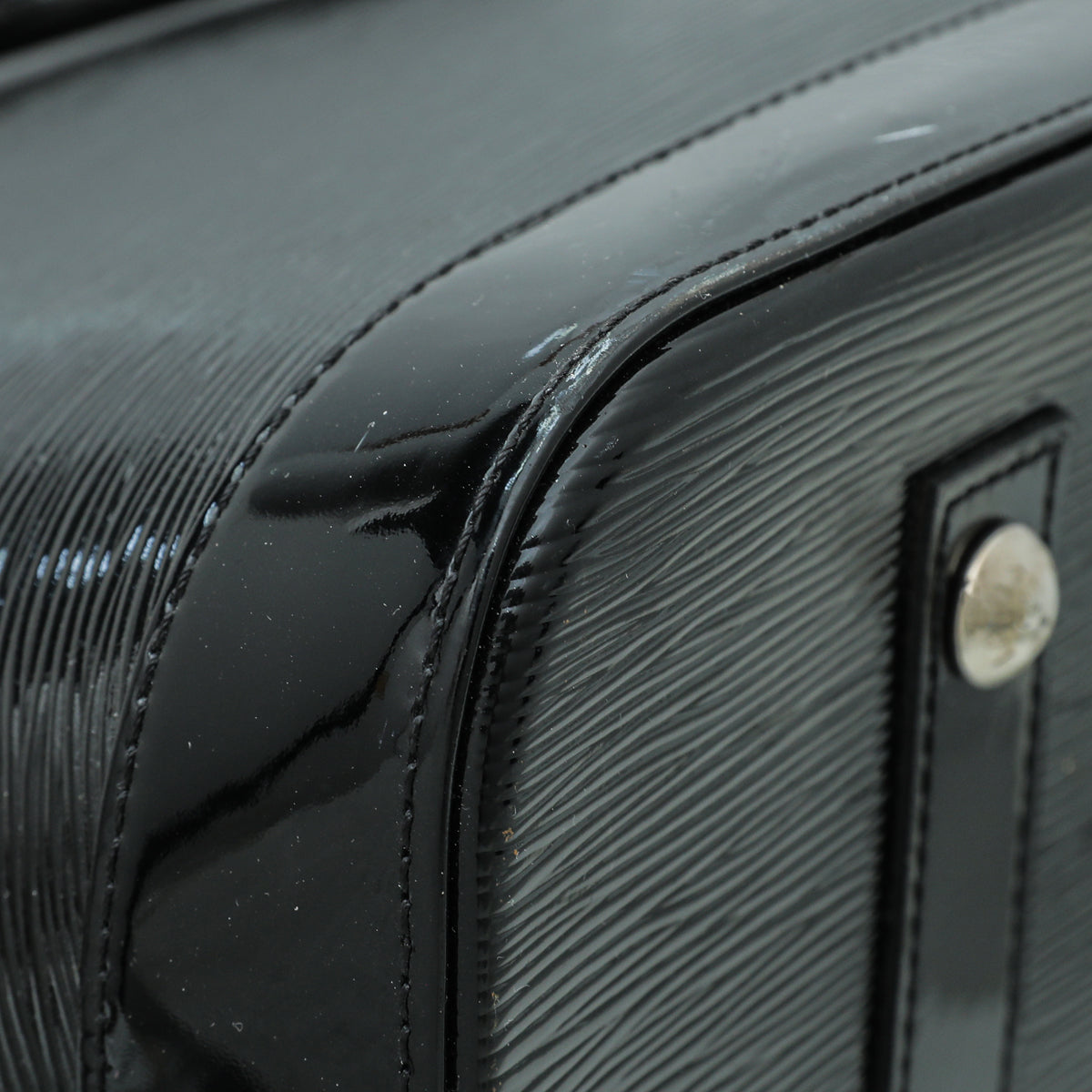 LO-LV bags 2248