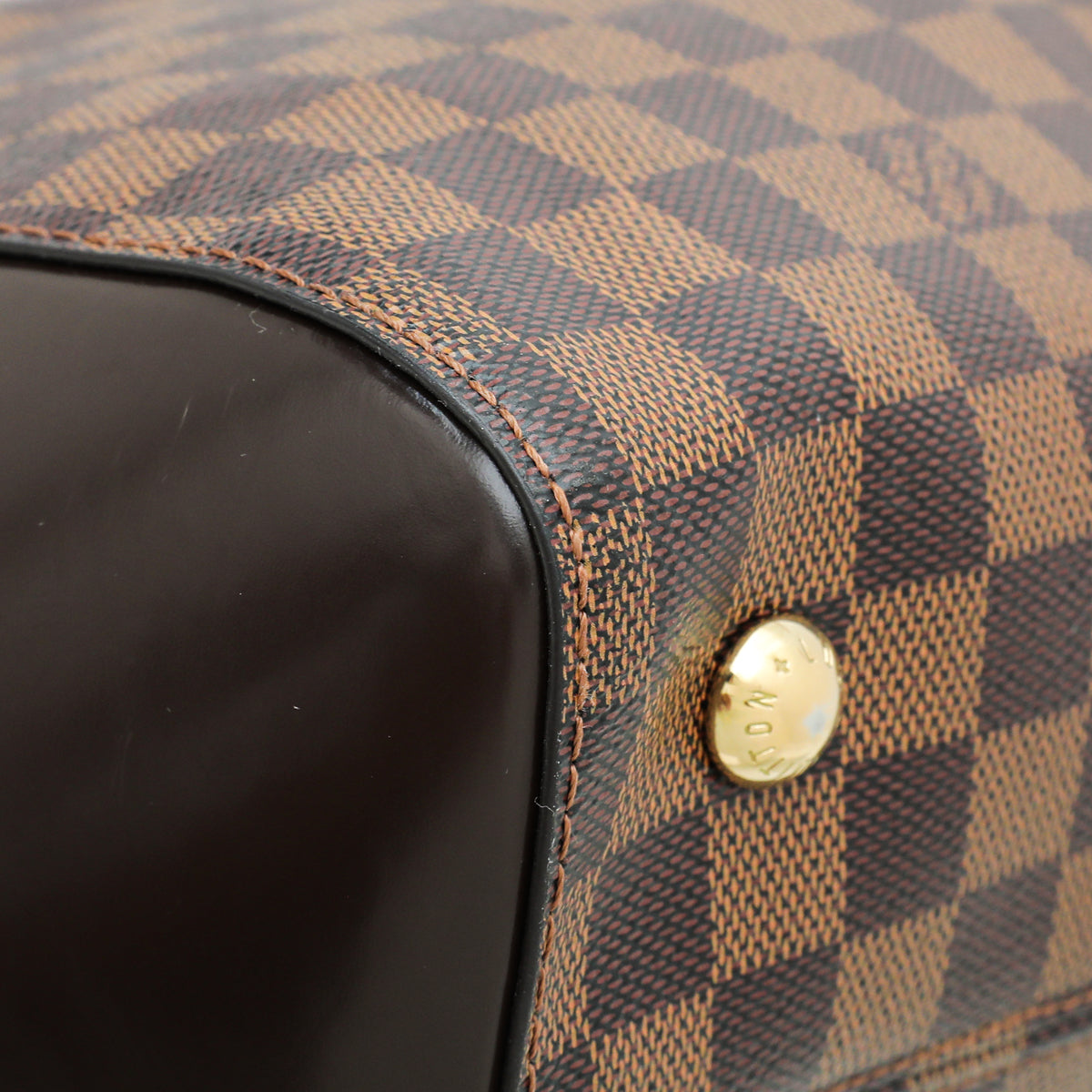 LO-LV bags 2217