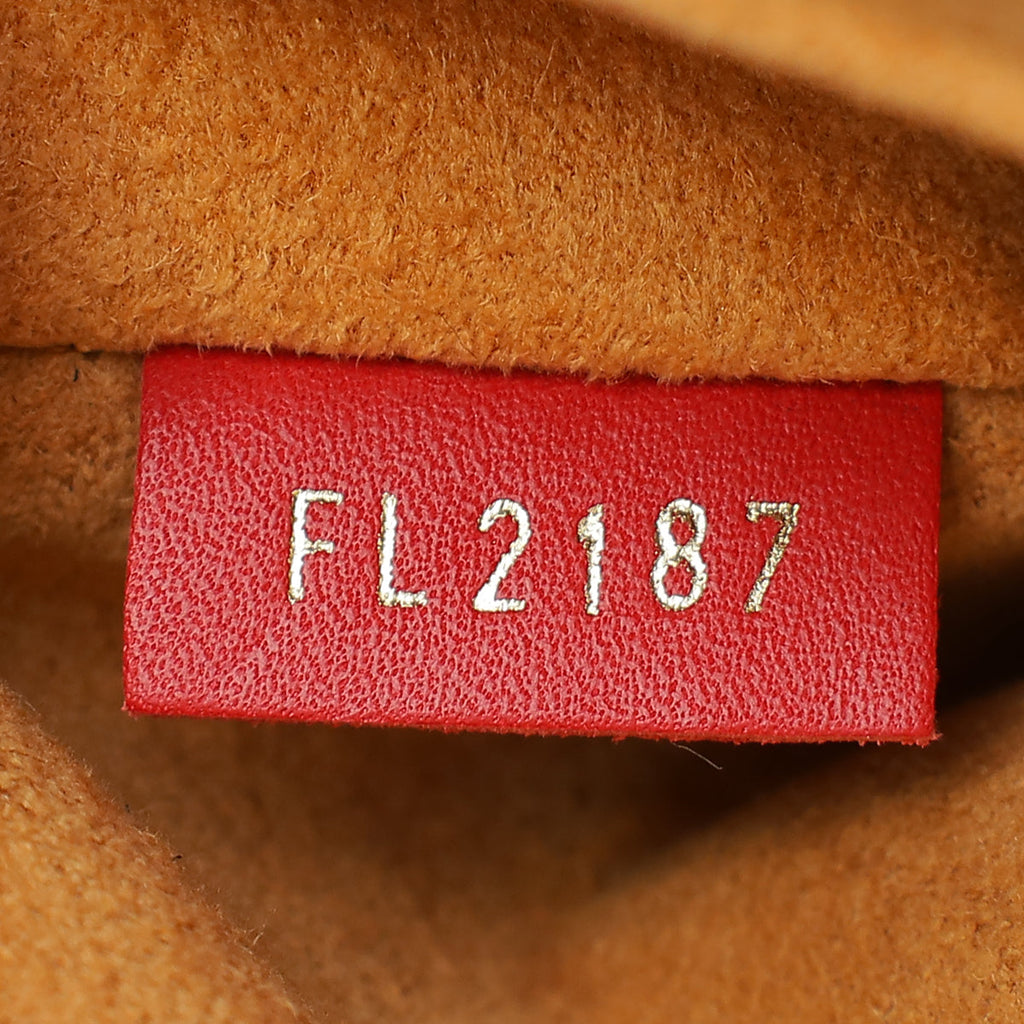LO-LV bags 5827