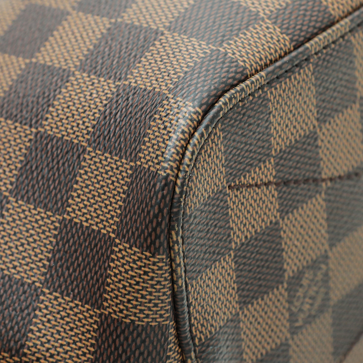 LO-LV bags 2220