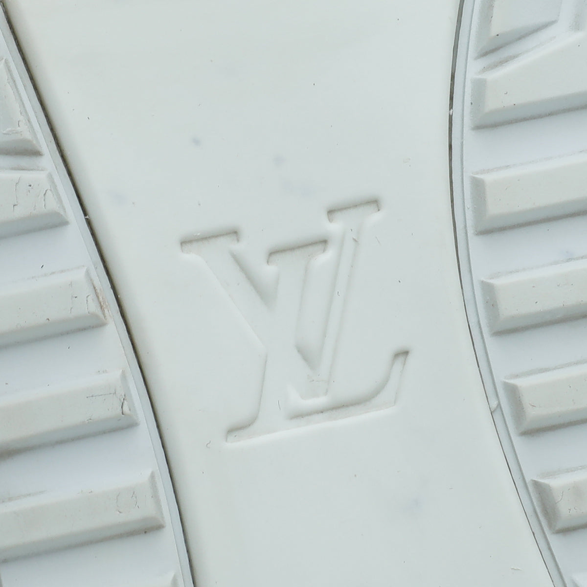 LO-LV bags 5999