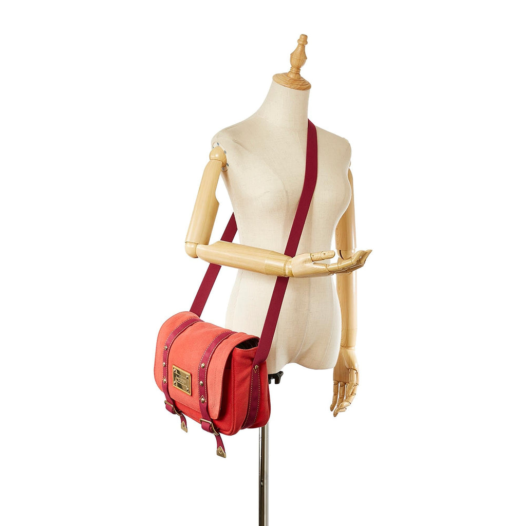 LO-LV bags 8586