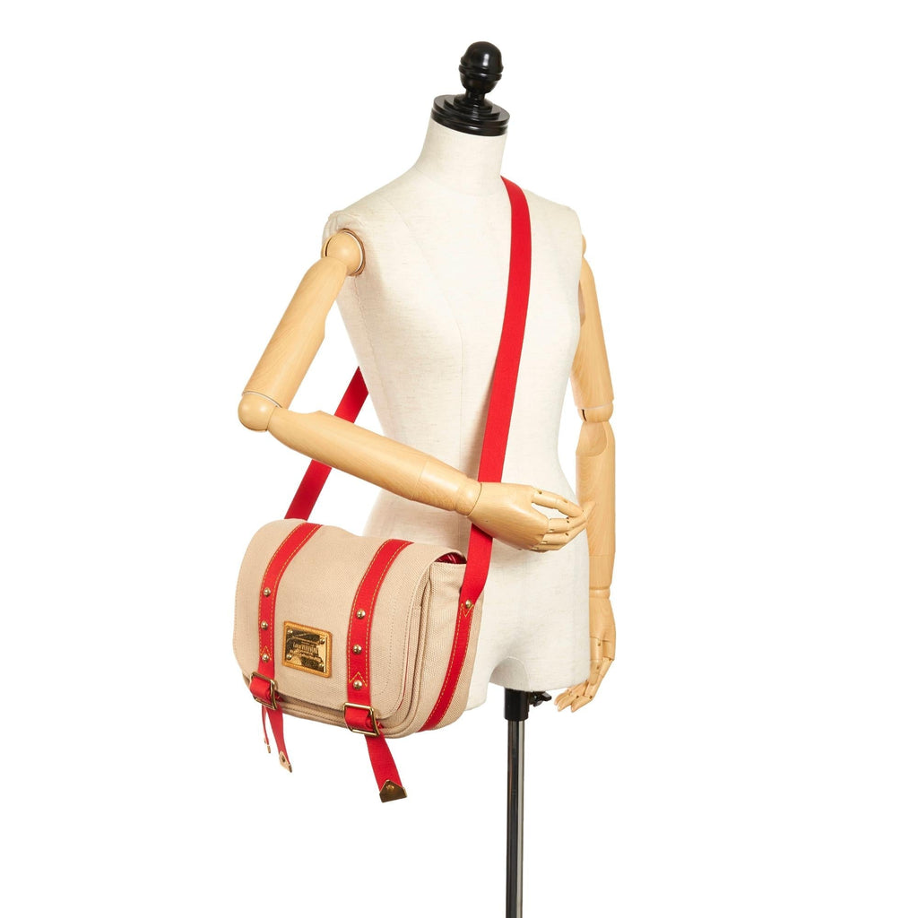 LO-LV bags 12361