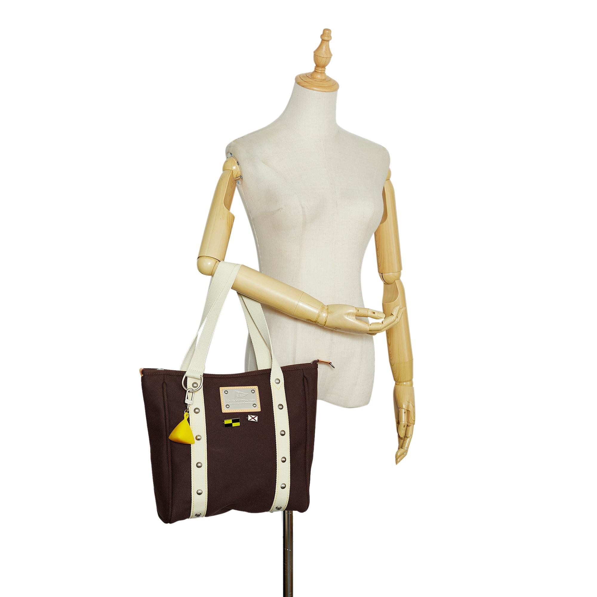 LO-LV bags 14751