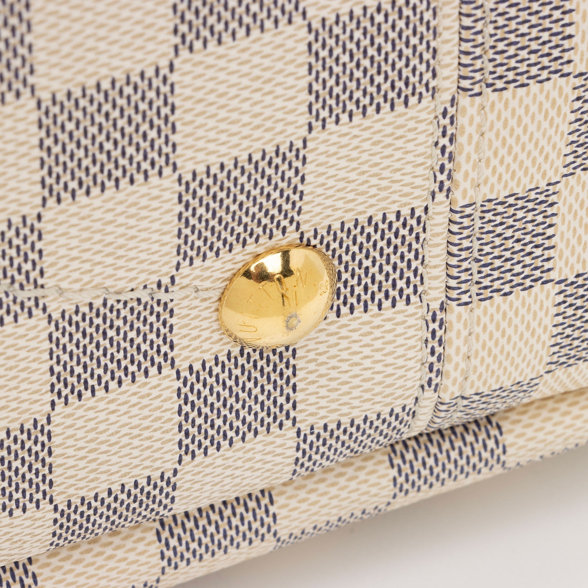 LO-LV bags 13157