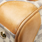 LO-LV bags 8497