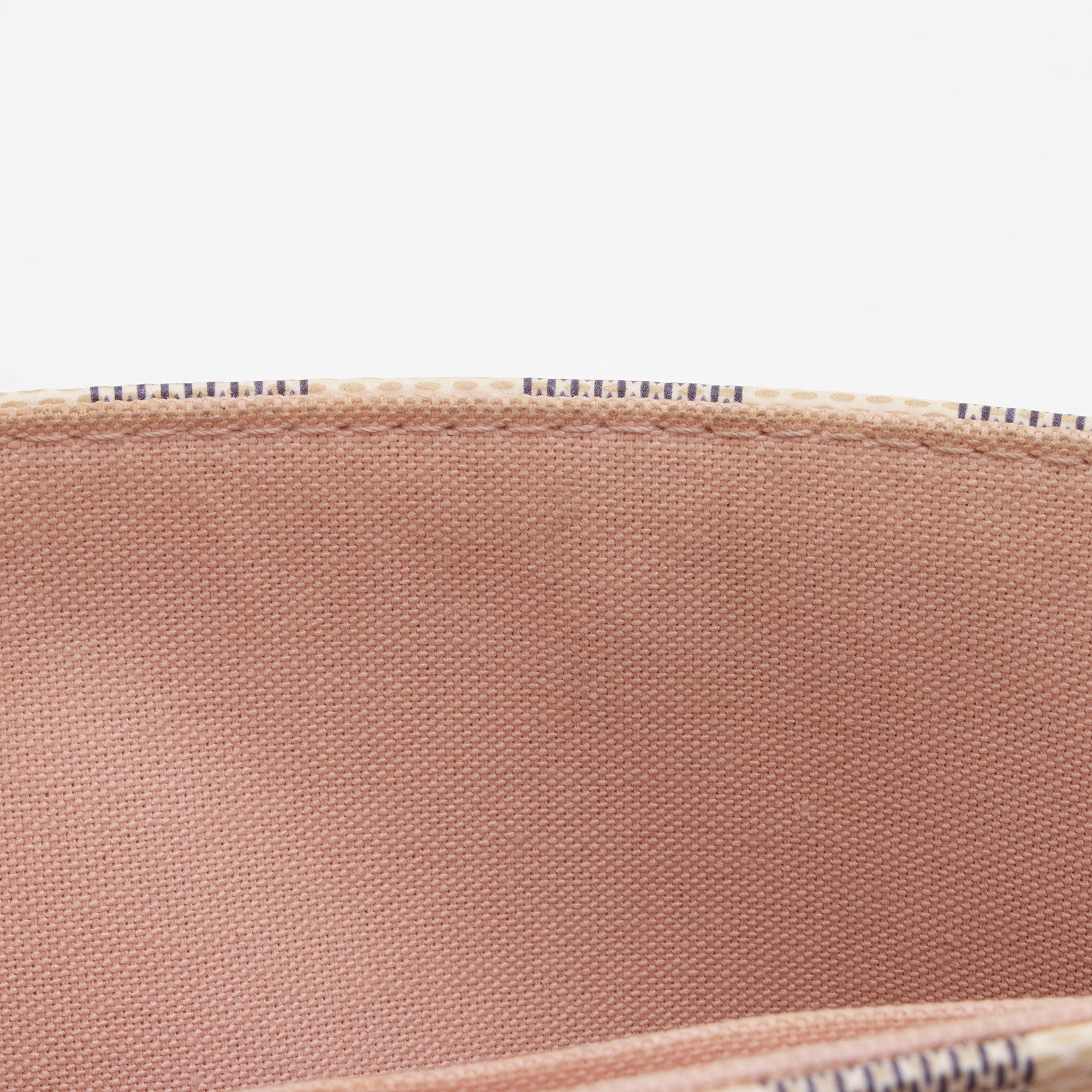 LO-LV bags 9870