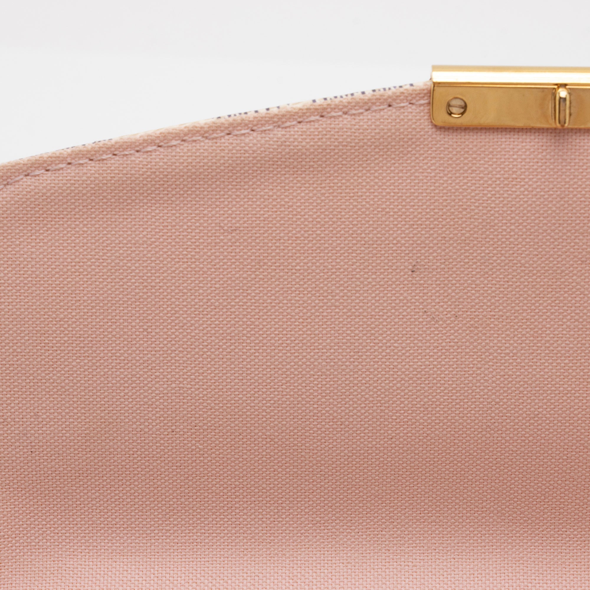 LO-LV bags 9870