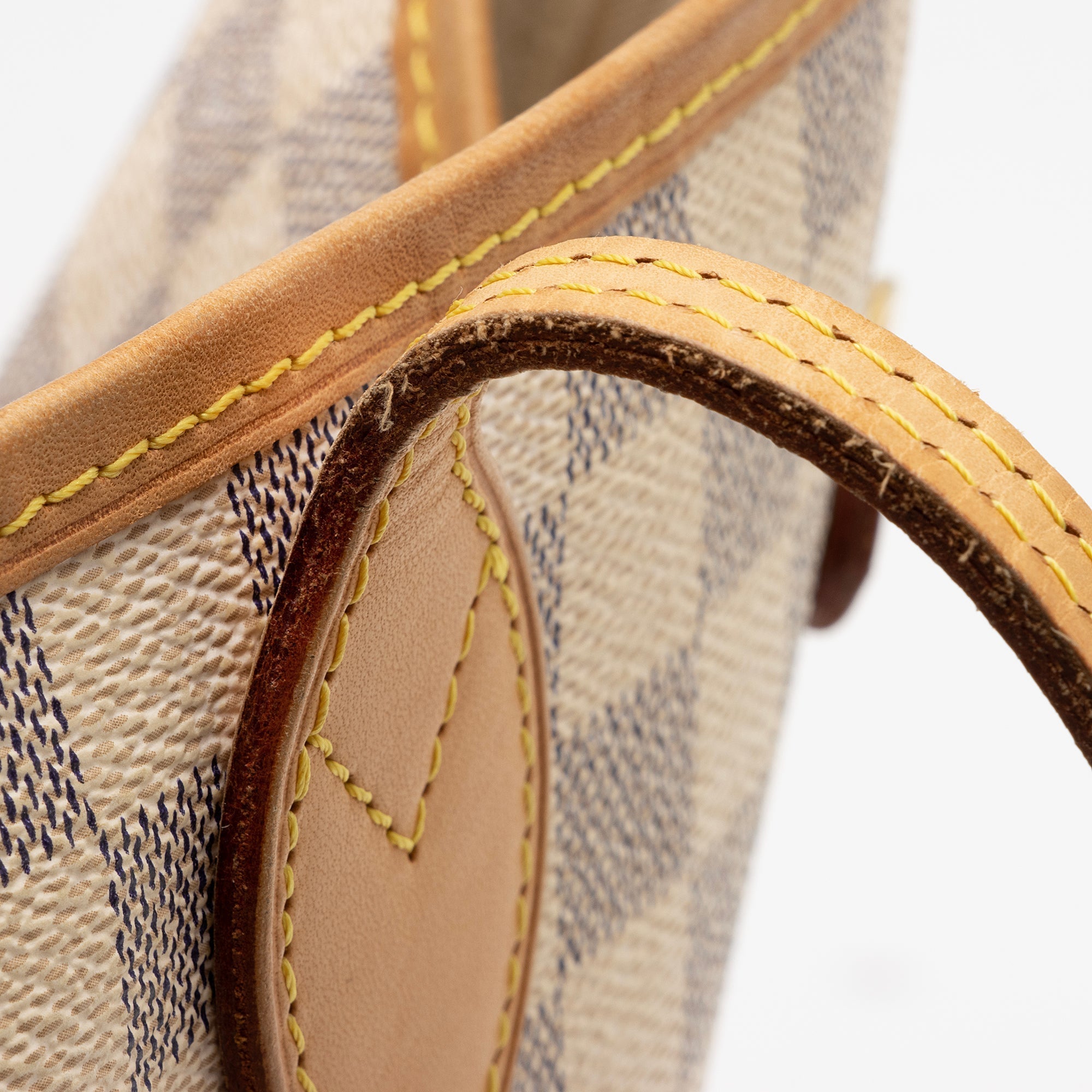 LO-LV bags 13563