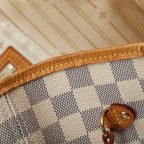 LO-LV bags 9787