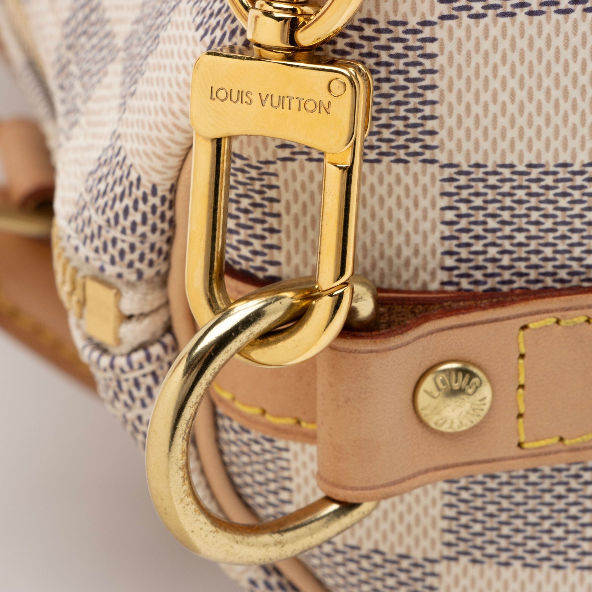 LO-LV bags 14730