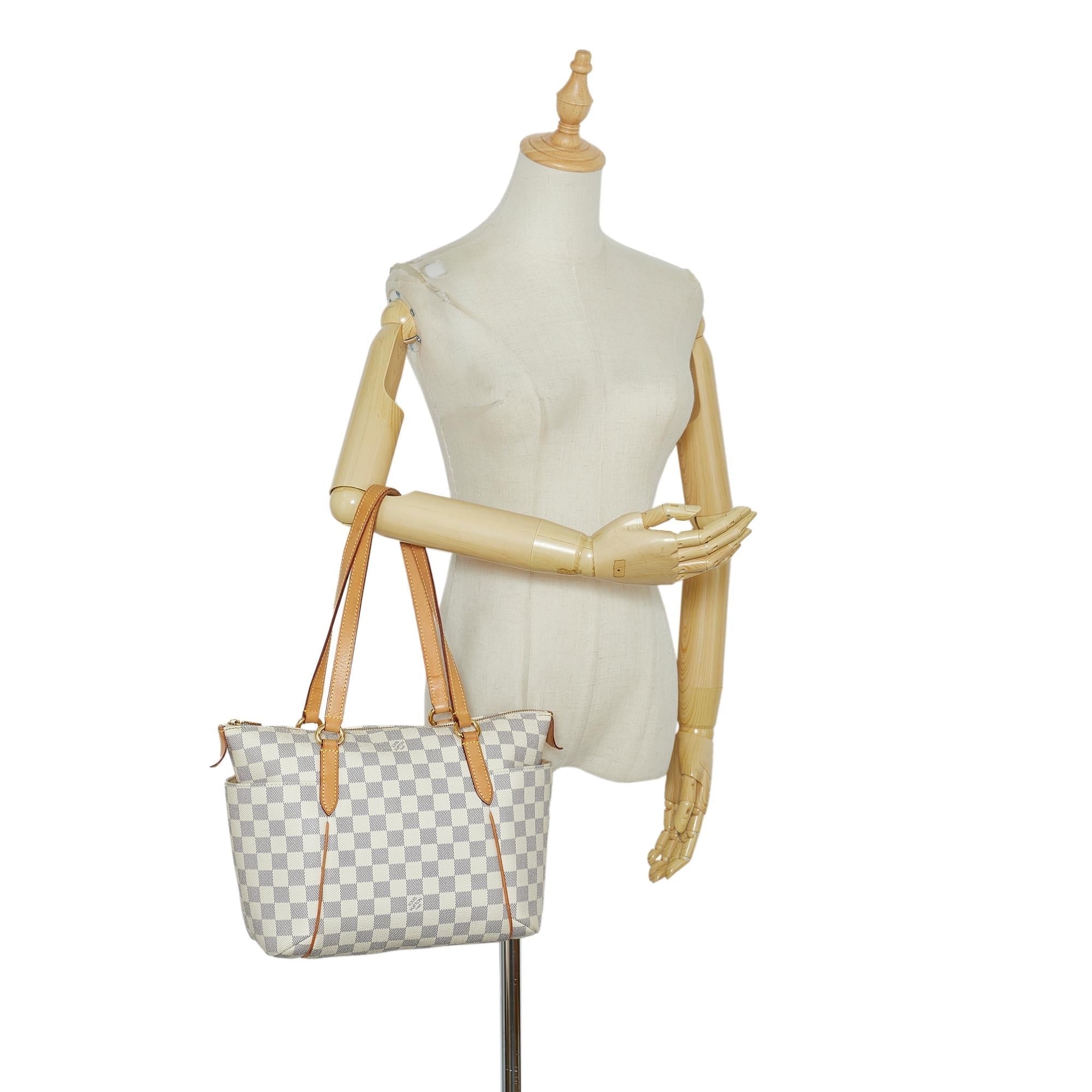 LO-LV bags 13174
