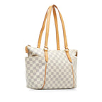 LO-LV bags 8837