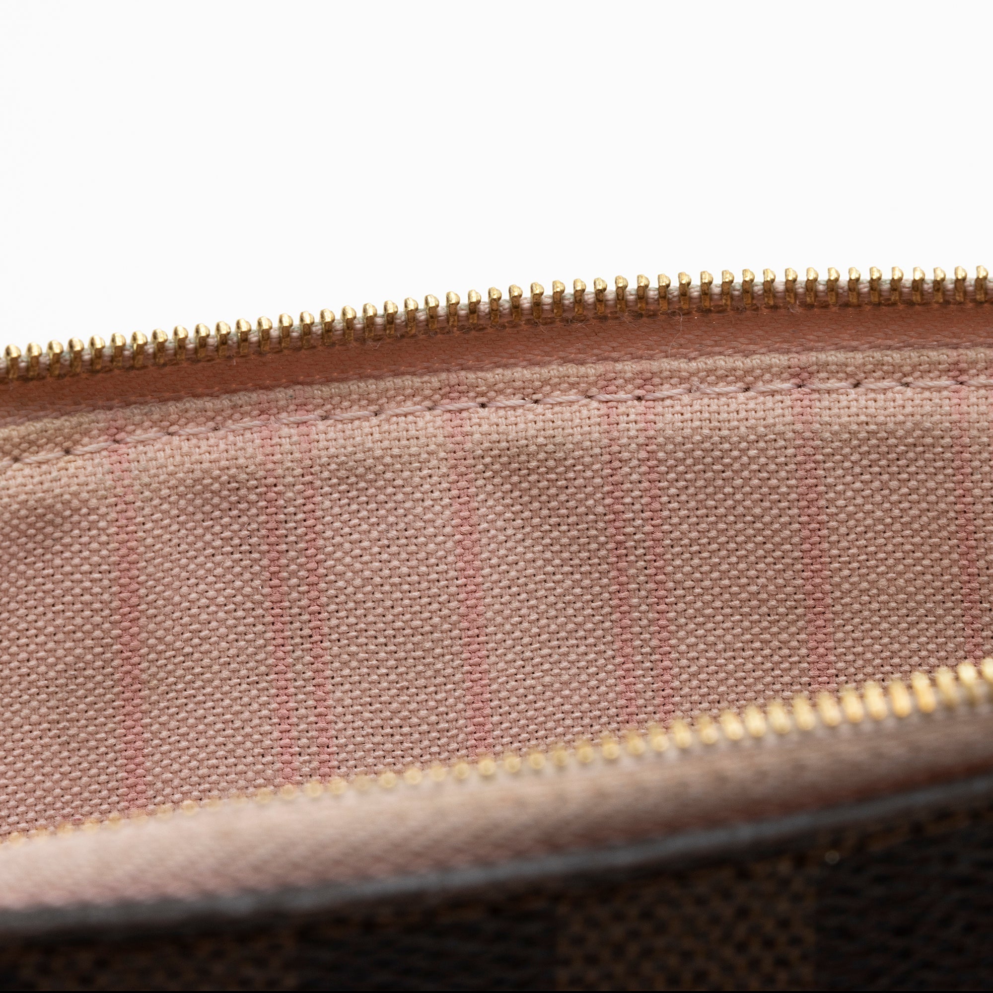 LO-LV bags 13265