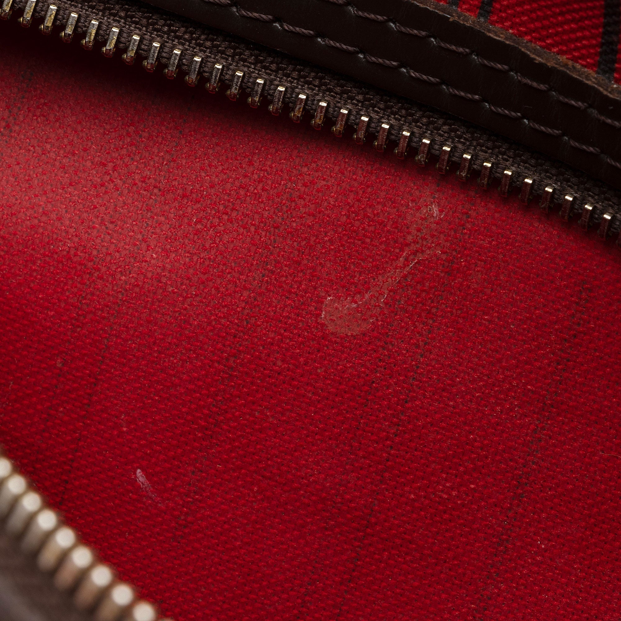 LO-LV bags 9826