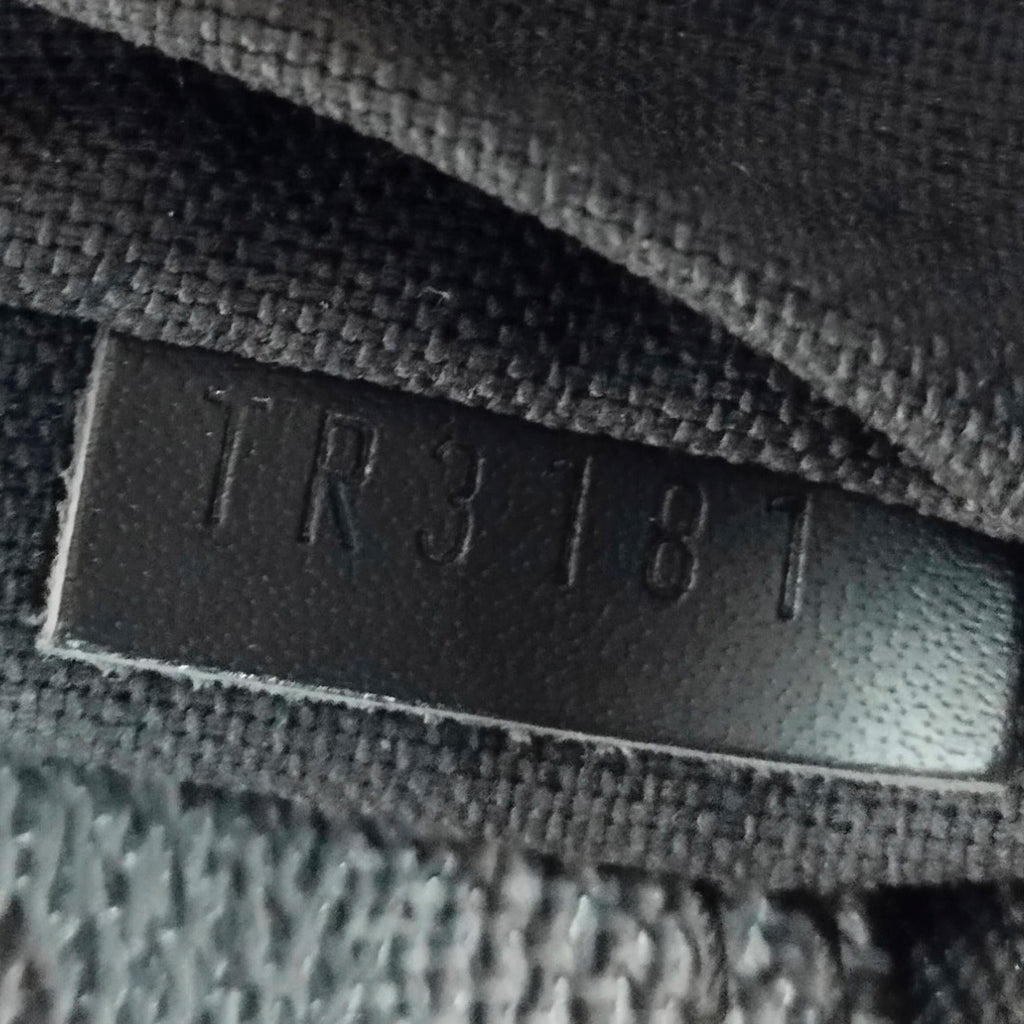 LO-LV bags 8522