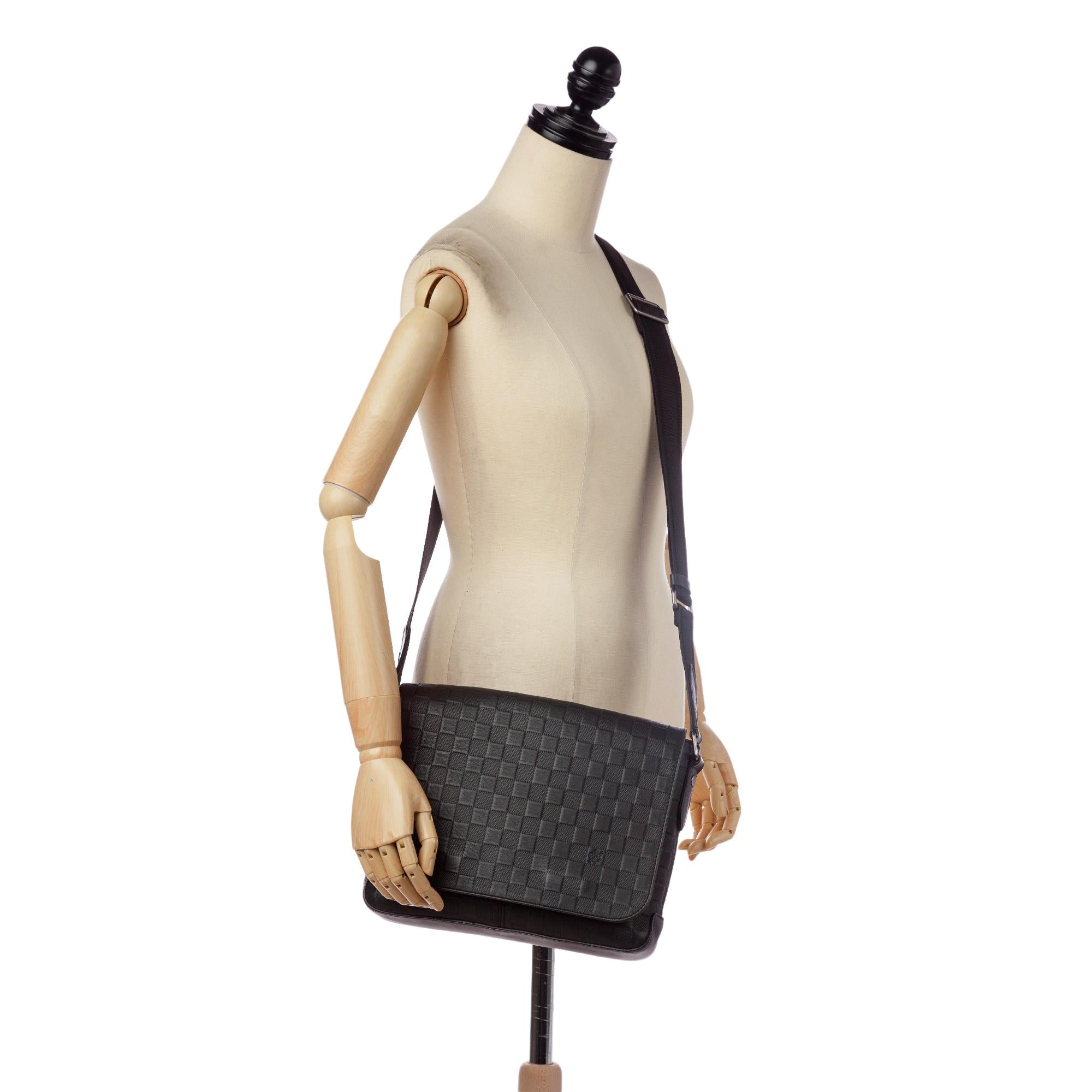 LO-LV bags 11223