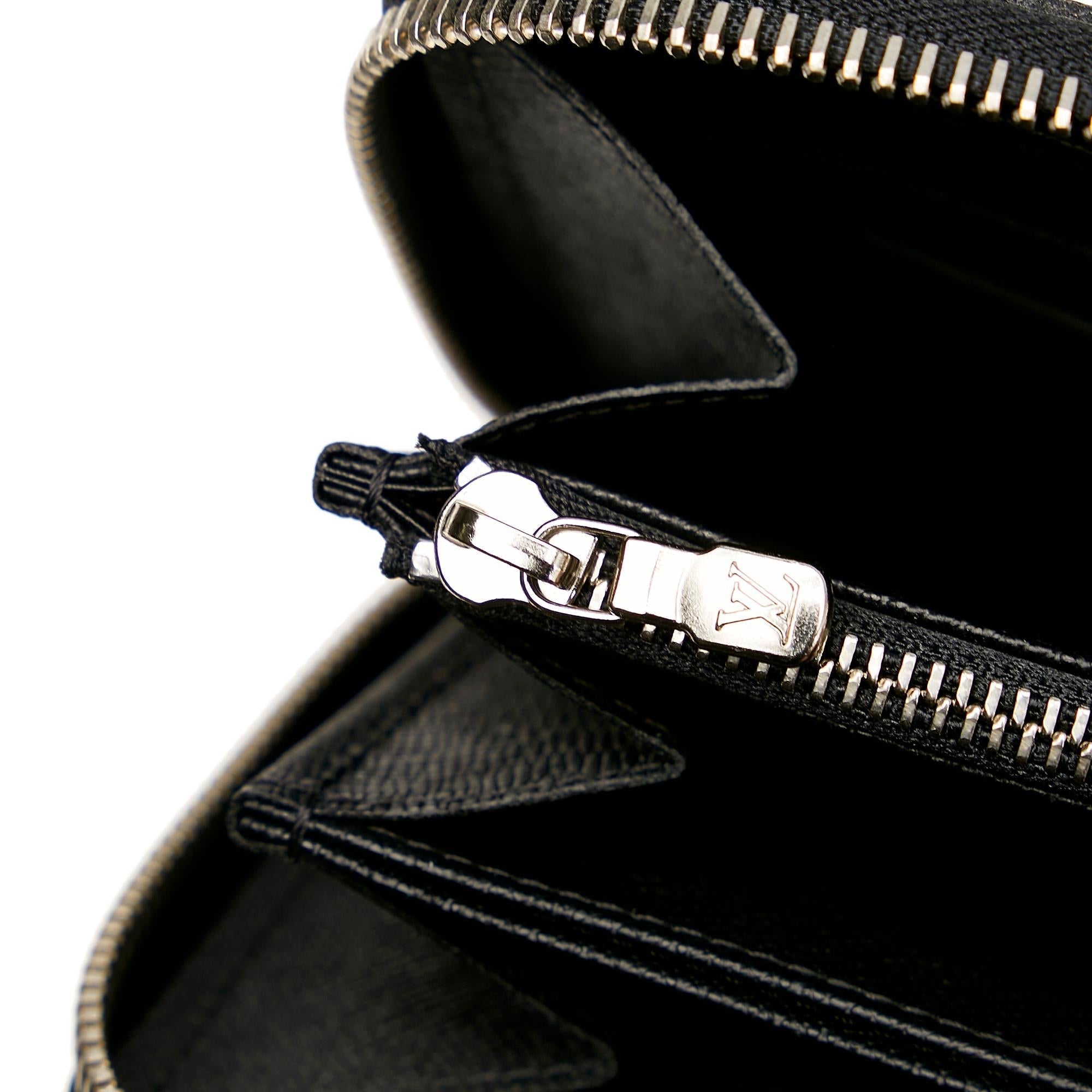 LO-LV bags 8367