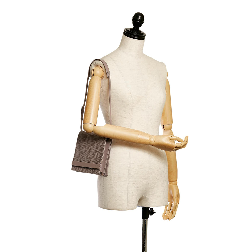 LO-LV bags 13711