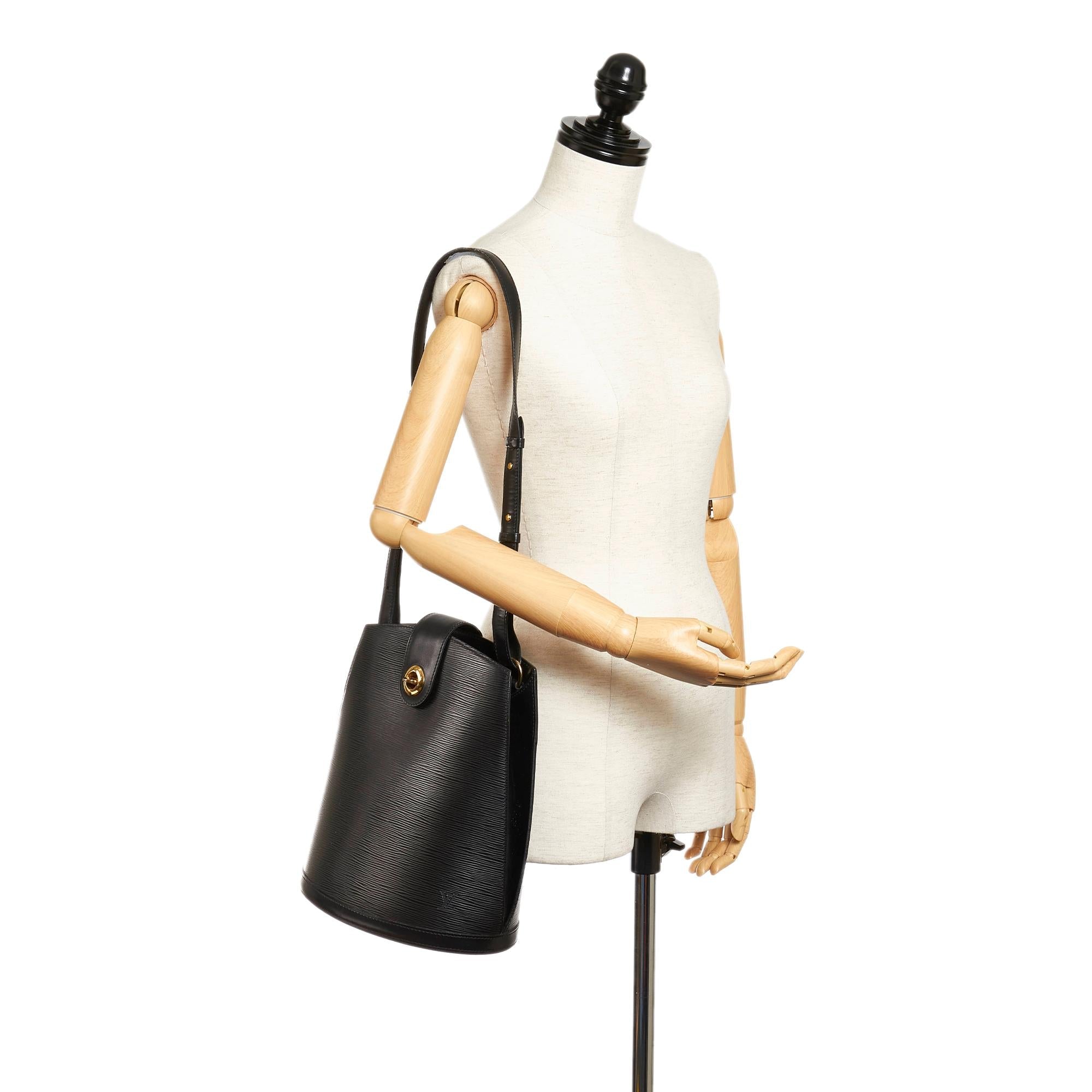 LO-LV bags 7880