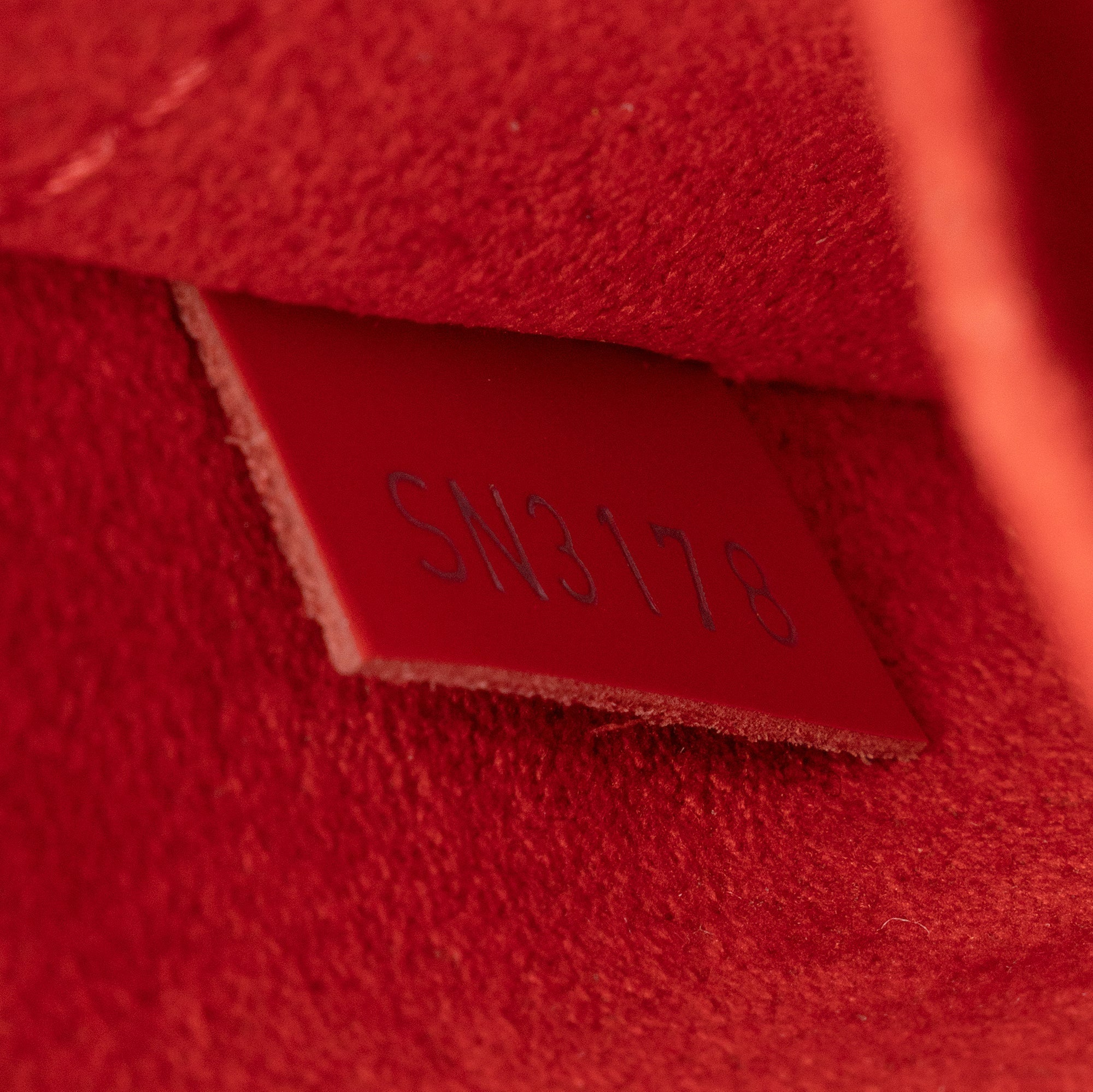 LO-LV bags 7575