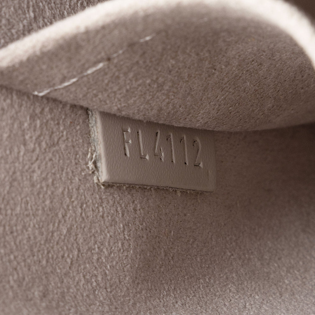 LO-LV bags 7821