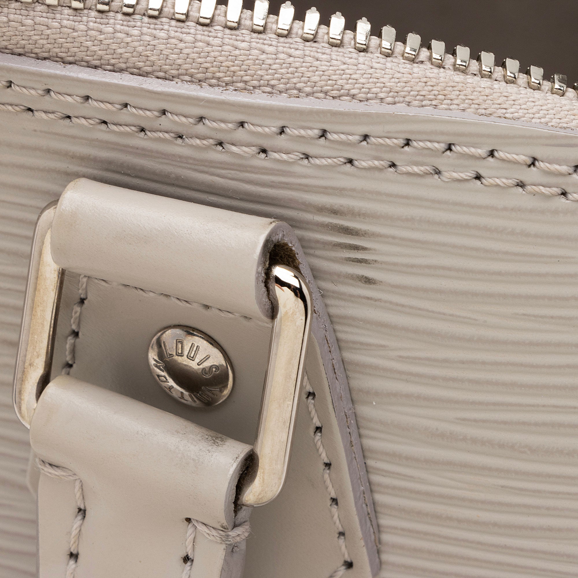 LO-LV bags 7821