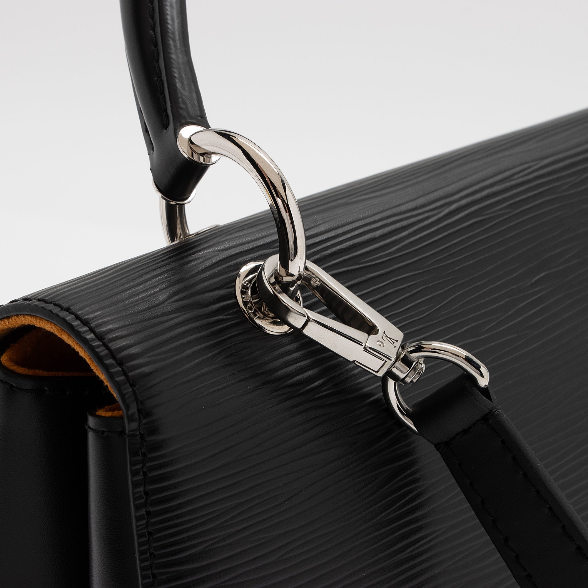 LO-LV bags 10089