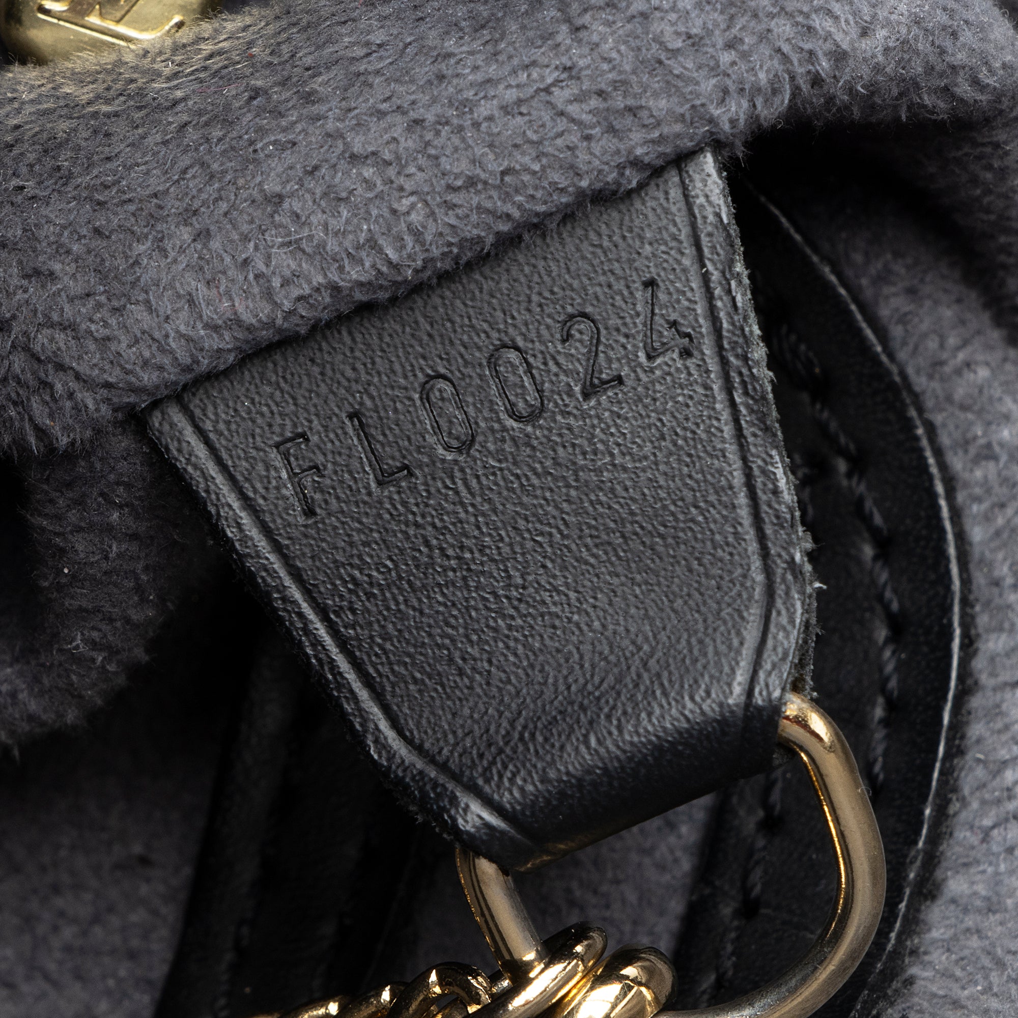 LO-LV bags 9804