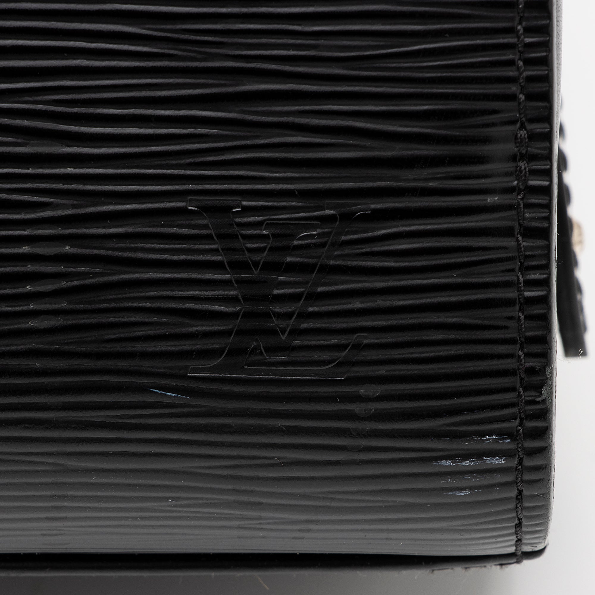 LO-LV bags 7755
