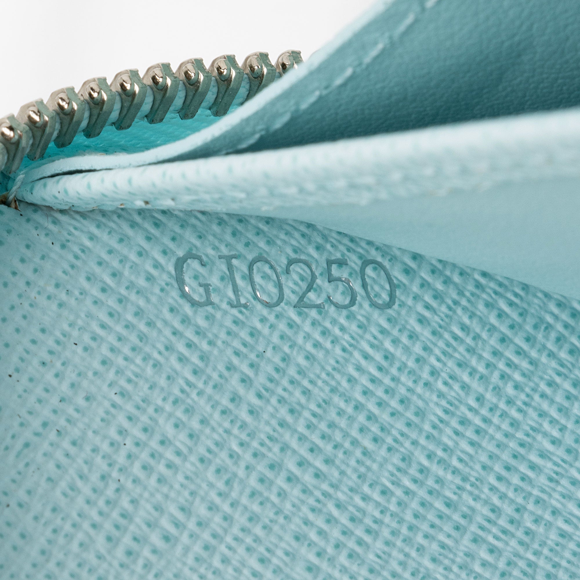 LO-LV bags 8295