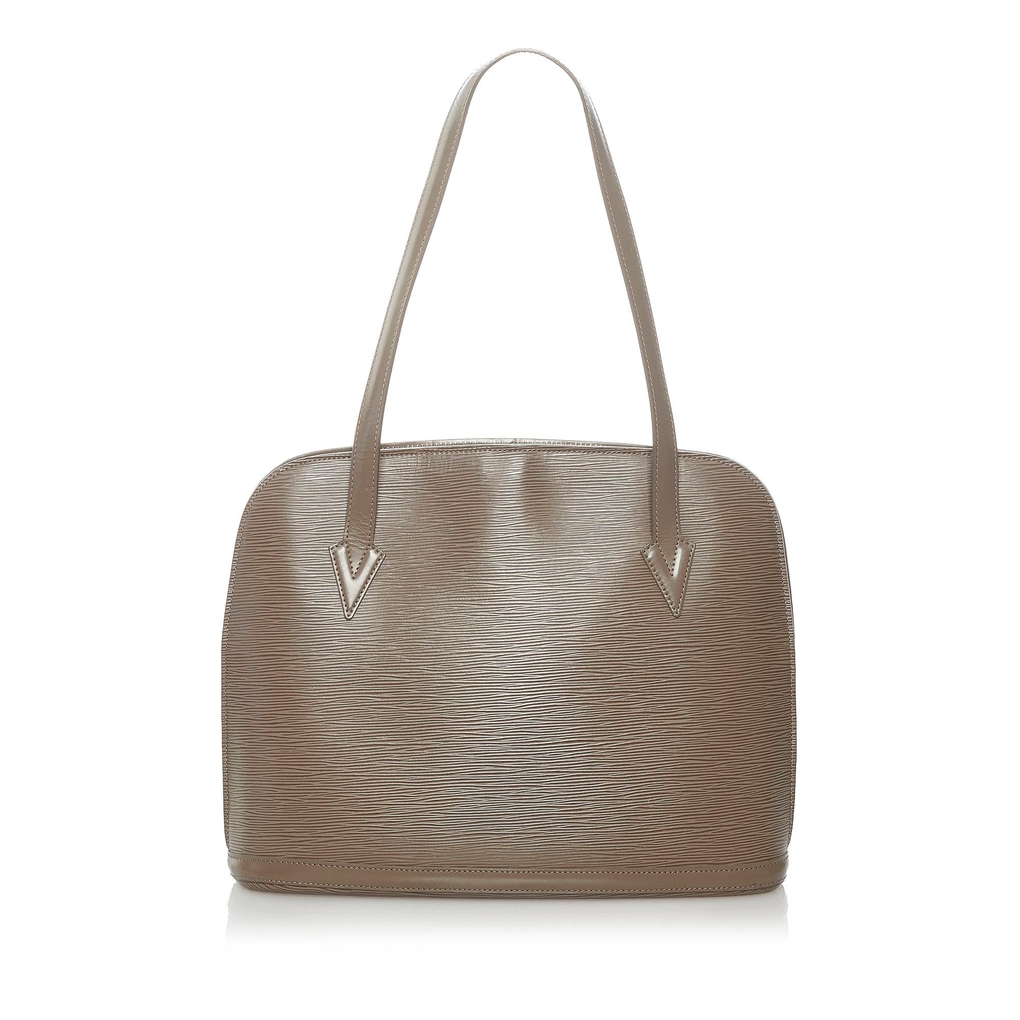 LO-LV bags 8868