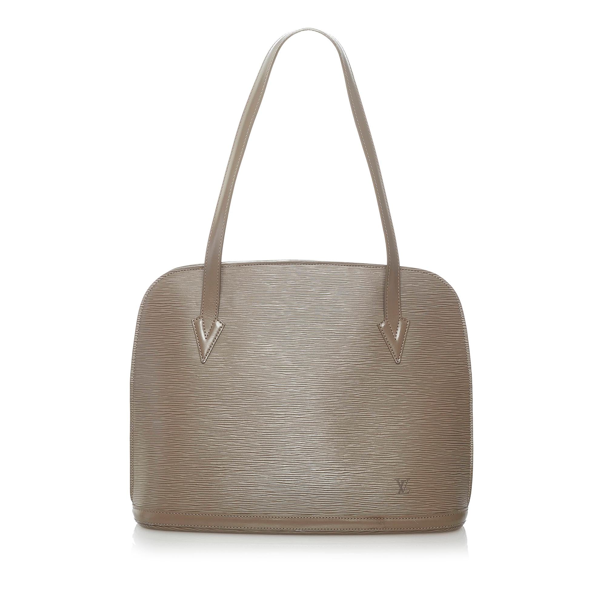 LO-LV bags 8868