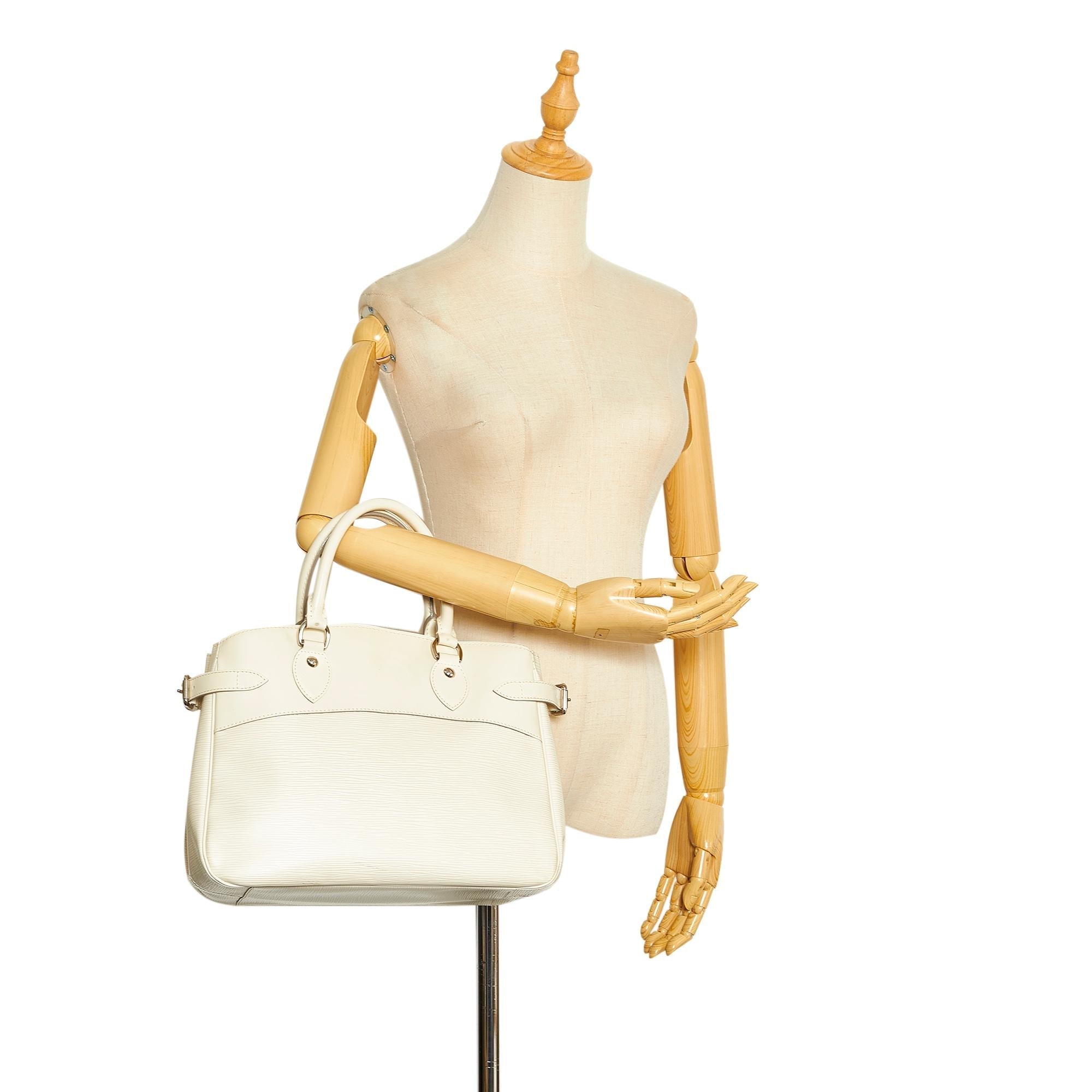 LO-LV bags 7929