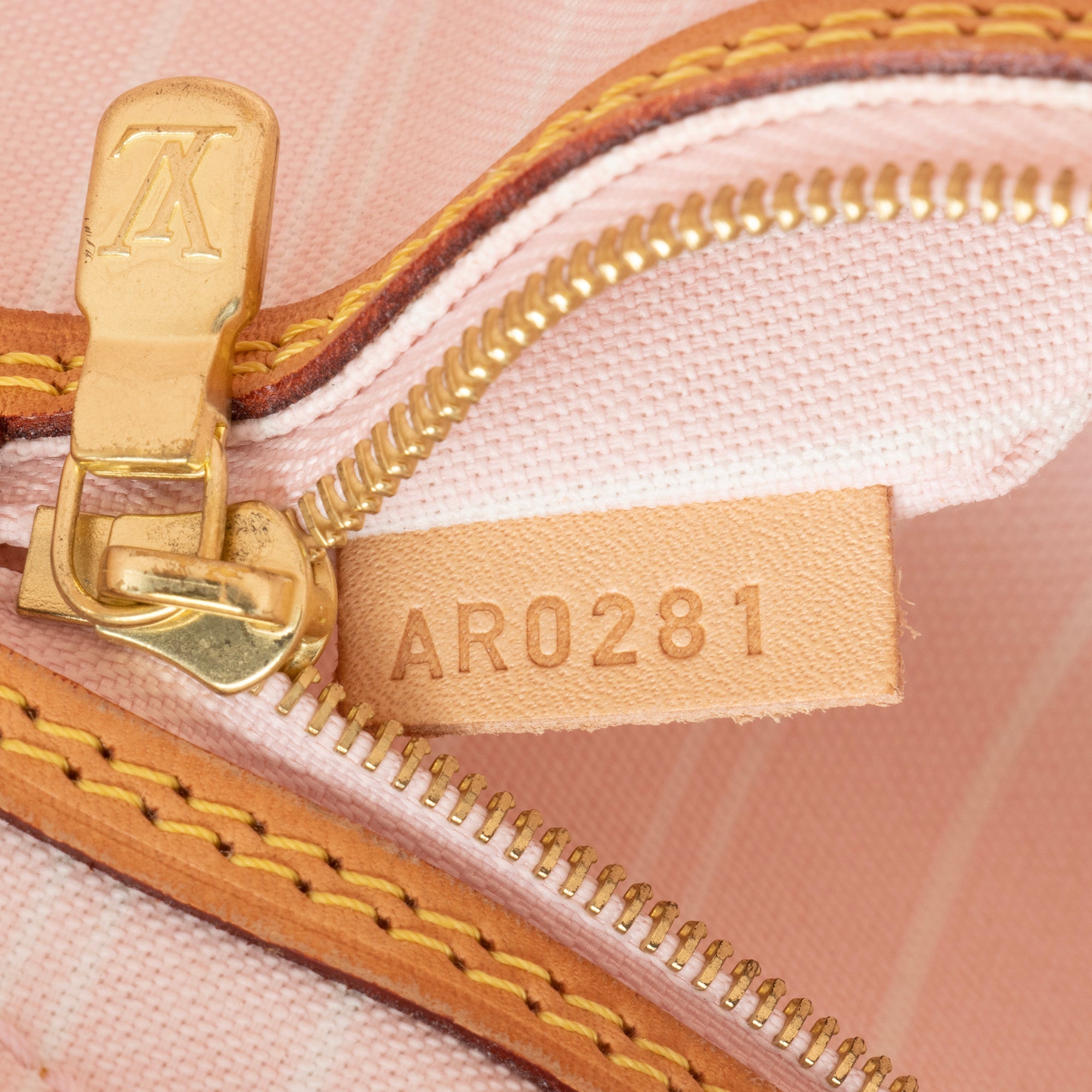 LO-LV bags 14181