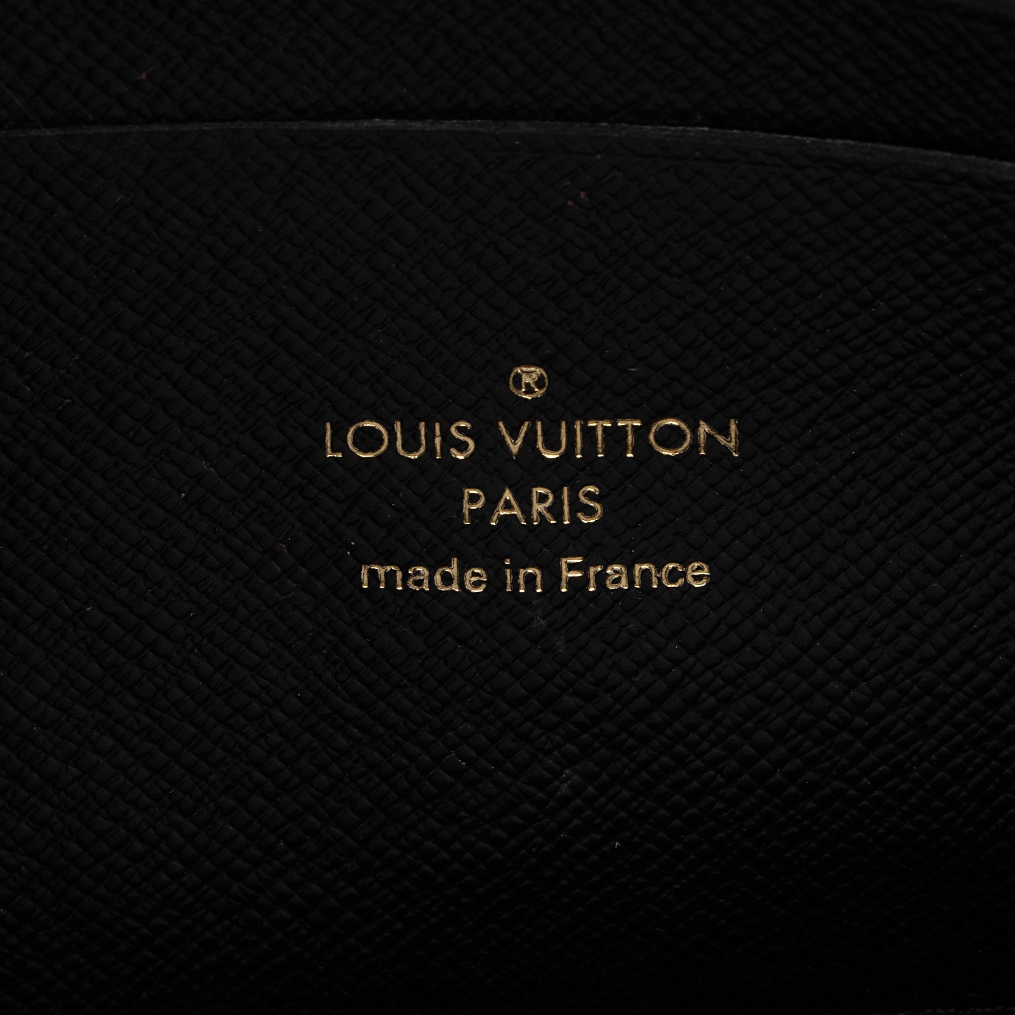 LO-LV bags 9903