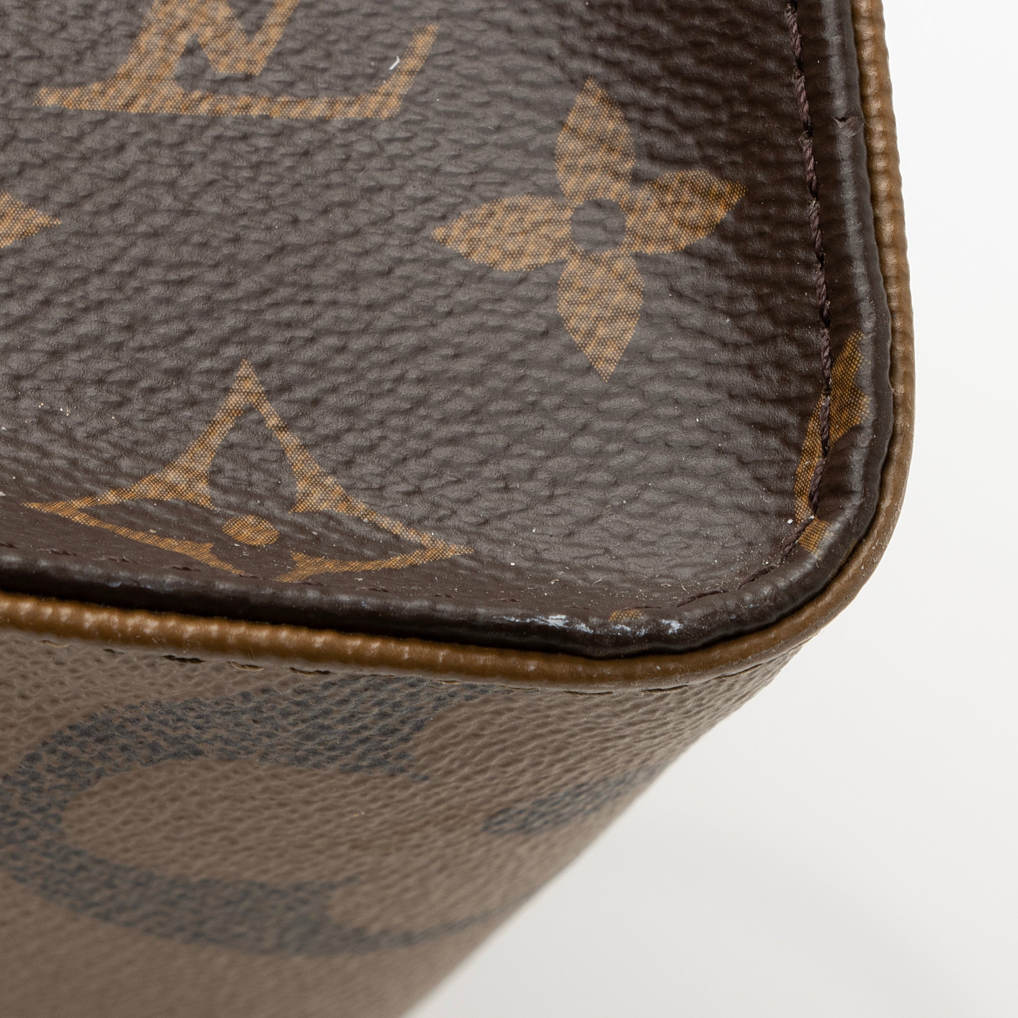 LO-LV bags 8221